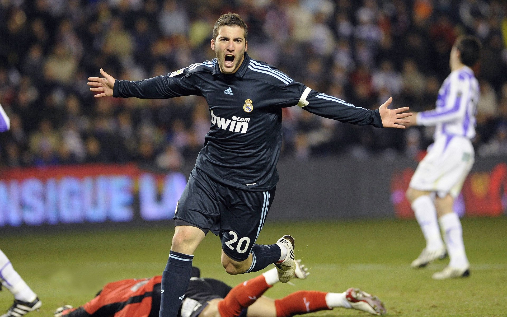 开云在线直播-中国足球的球员心理健康管理，足球运动员的心理训练