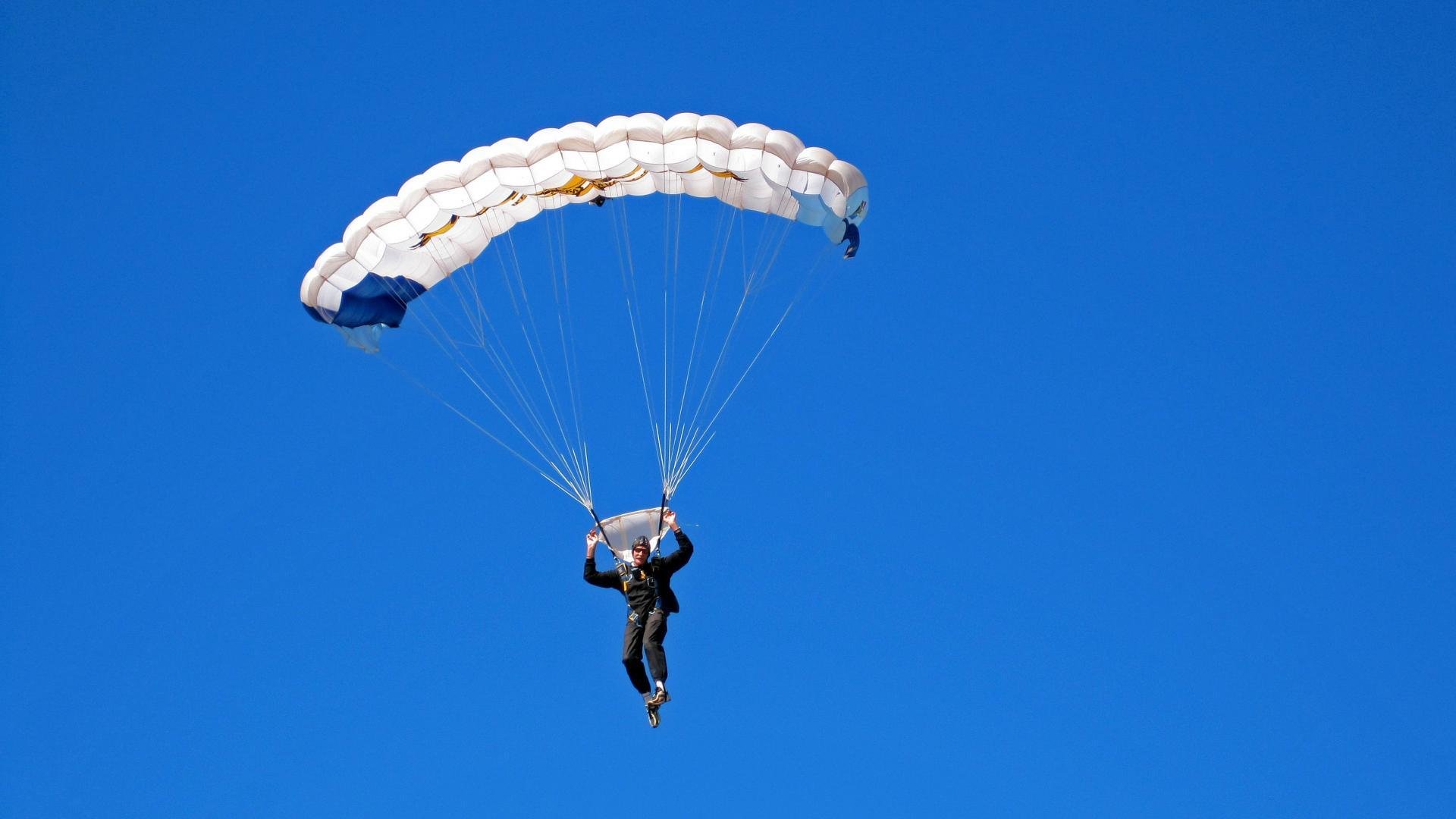 特色趣味田径赛，激发学生运动兴趣的创新赛事，什么叫趣味田径